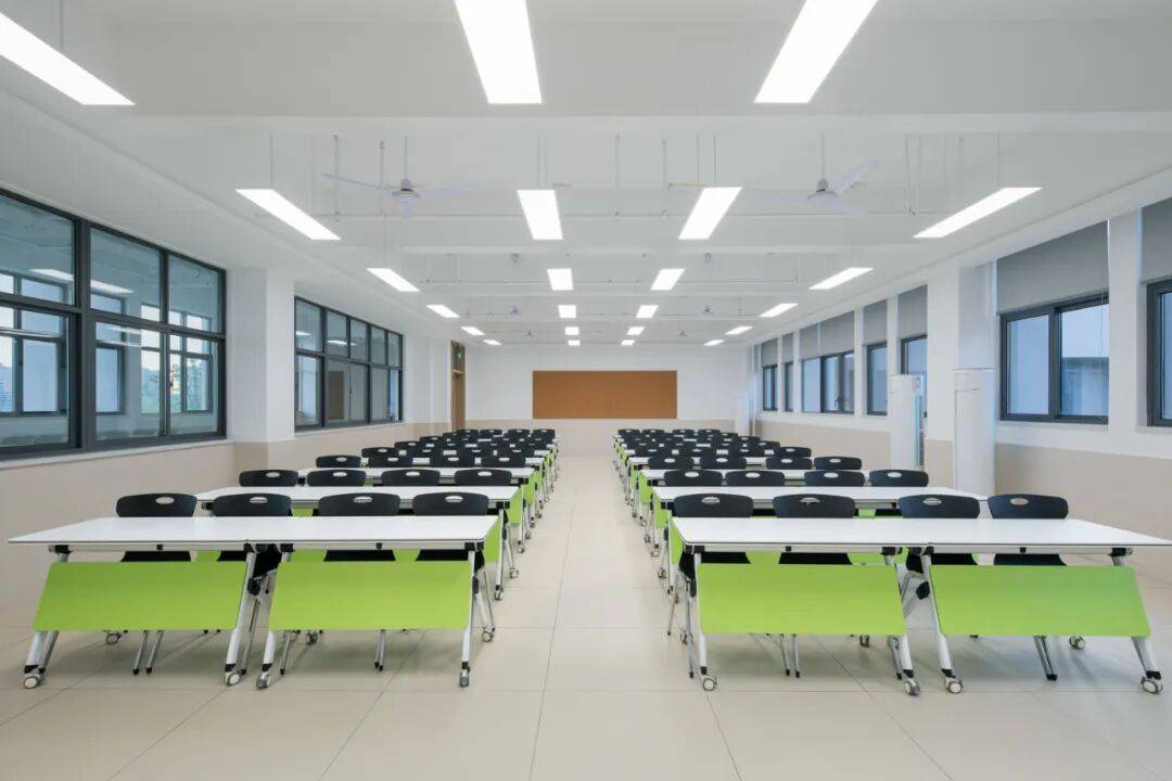 金螳螂 | 南京大學(xué)蘇州附屬幼兒園、小學(xué)、中學(xué)